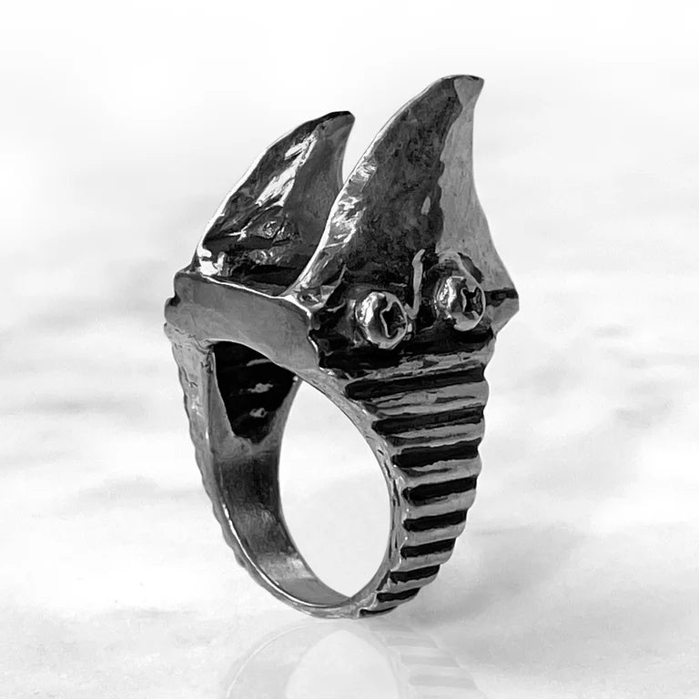 Double Thorn Ring