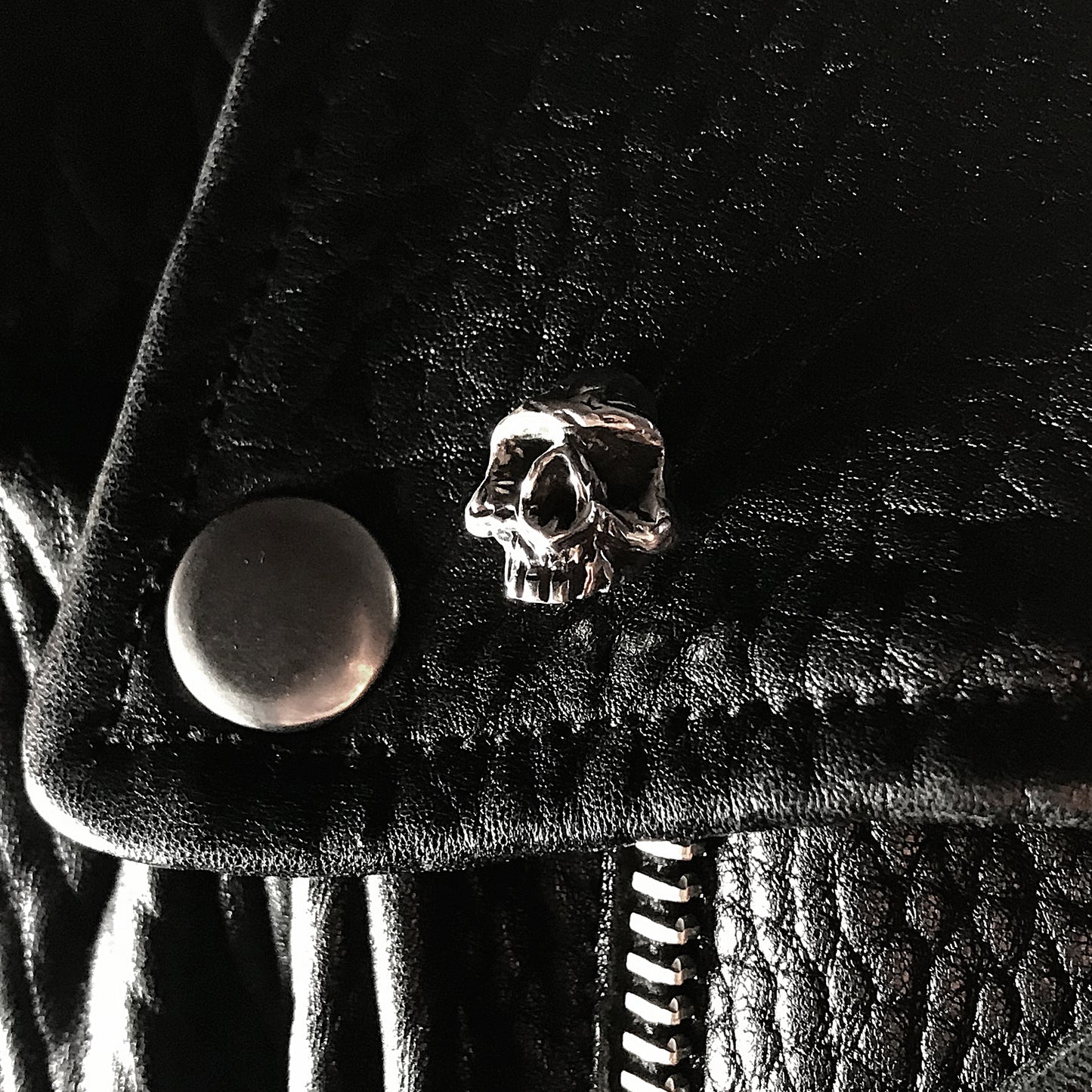 Skull Pin