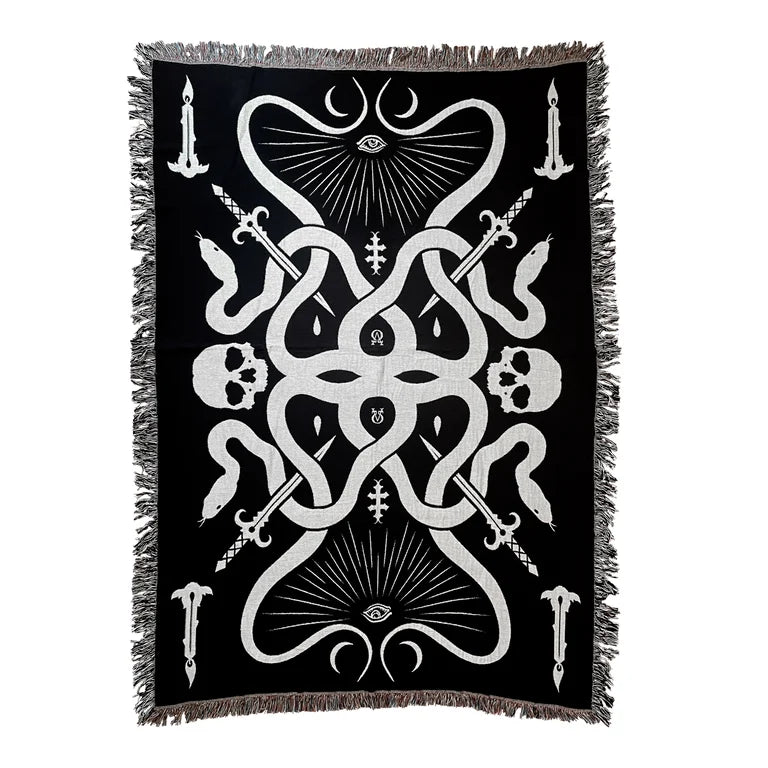 Snake Knot Blanket
