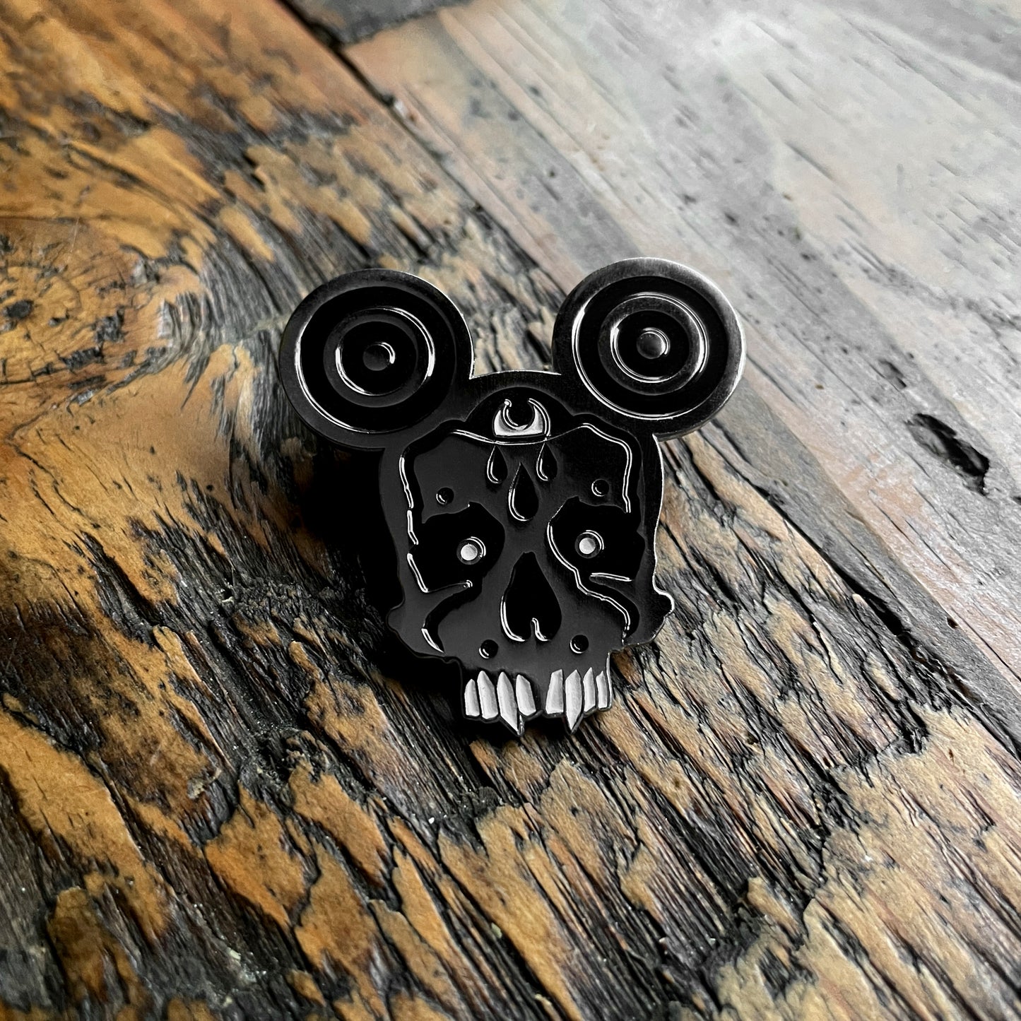 Acid Mouse Pin