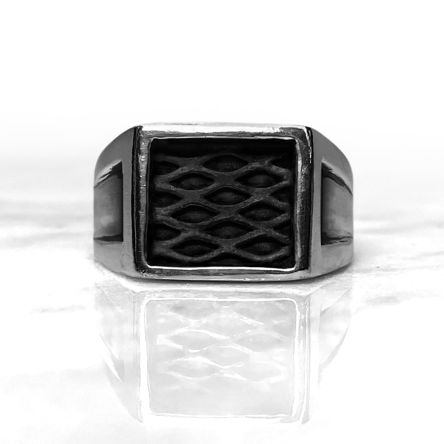 Tenebris Signet Ring