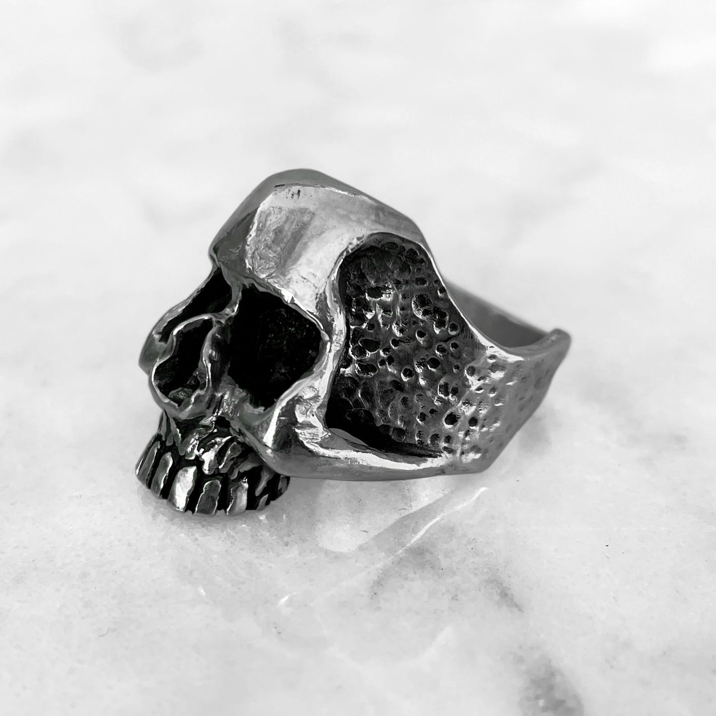 Skull Ring II