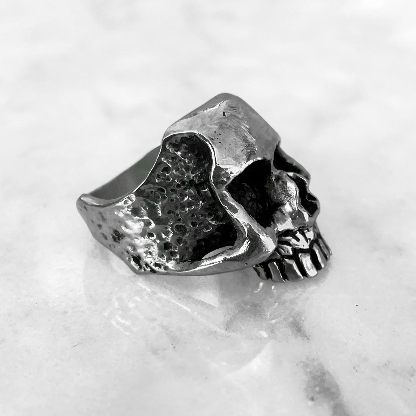 Skull Ring II