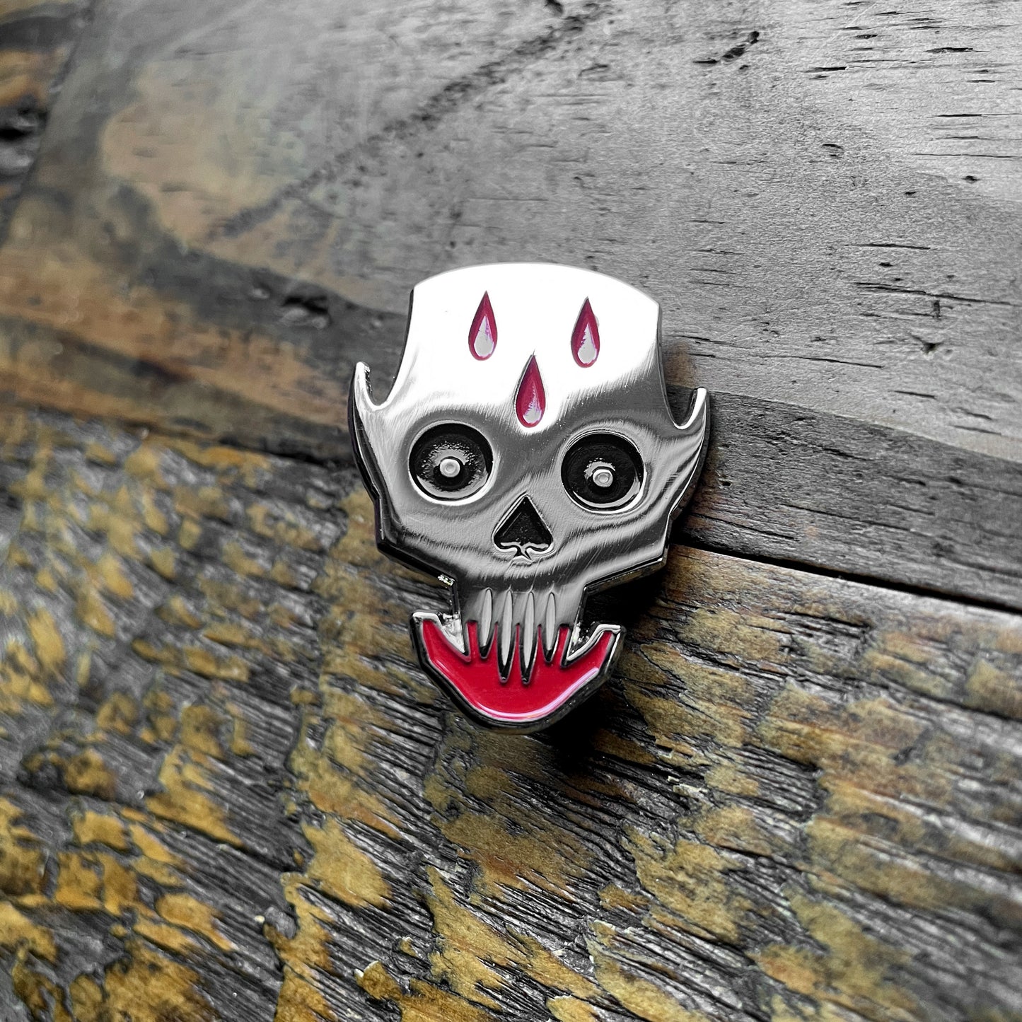 Nosferatu Skull Pin