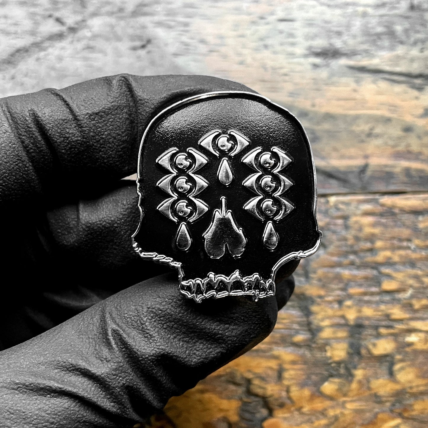 Psychic Skull Pin