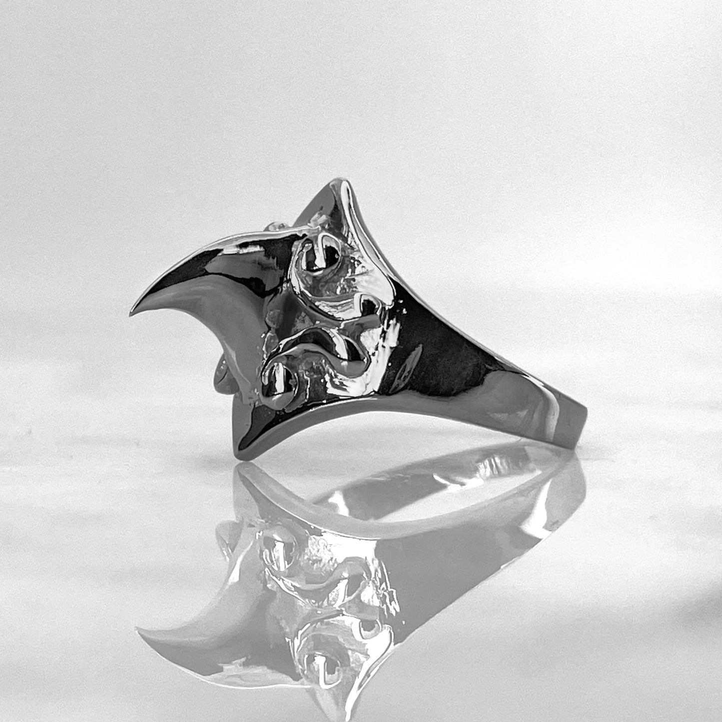 Small Thorn Ring