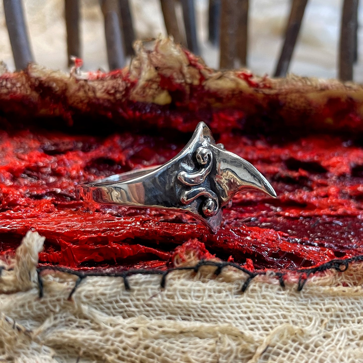 Small Thorn Ring