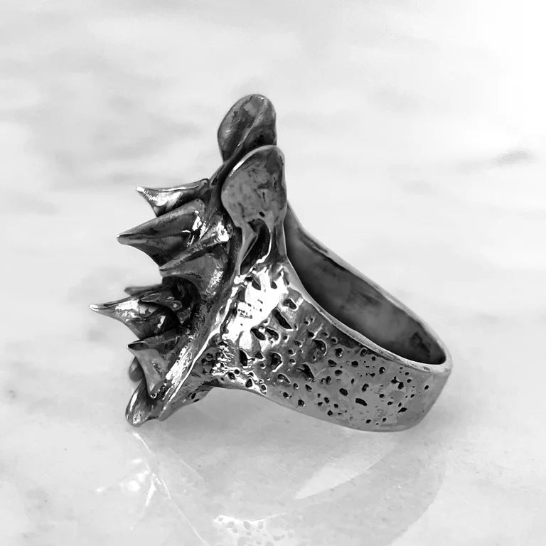 Thorn Signet Ring